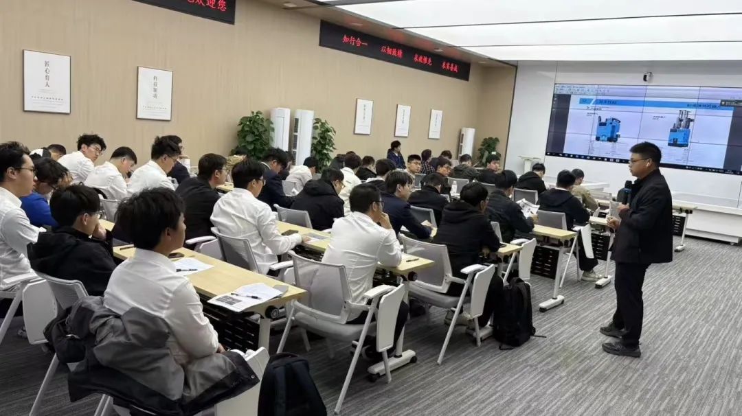 中建未來智造與蔚建科技聯合舉辦第一屆施工機器人技能培訓大賽